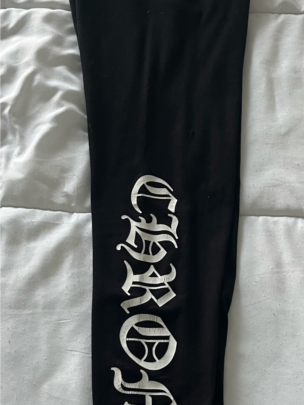 Chrome Hearts Black Leggings with Silver Gothic Logo Print - Picture 2 of 10